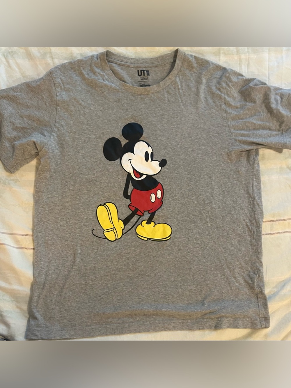 Uniqlo UT Women’s Disney Mickey Mouse Graphic Tee Gray L